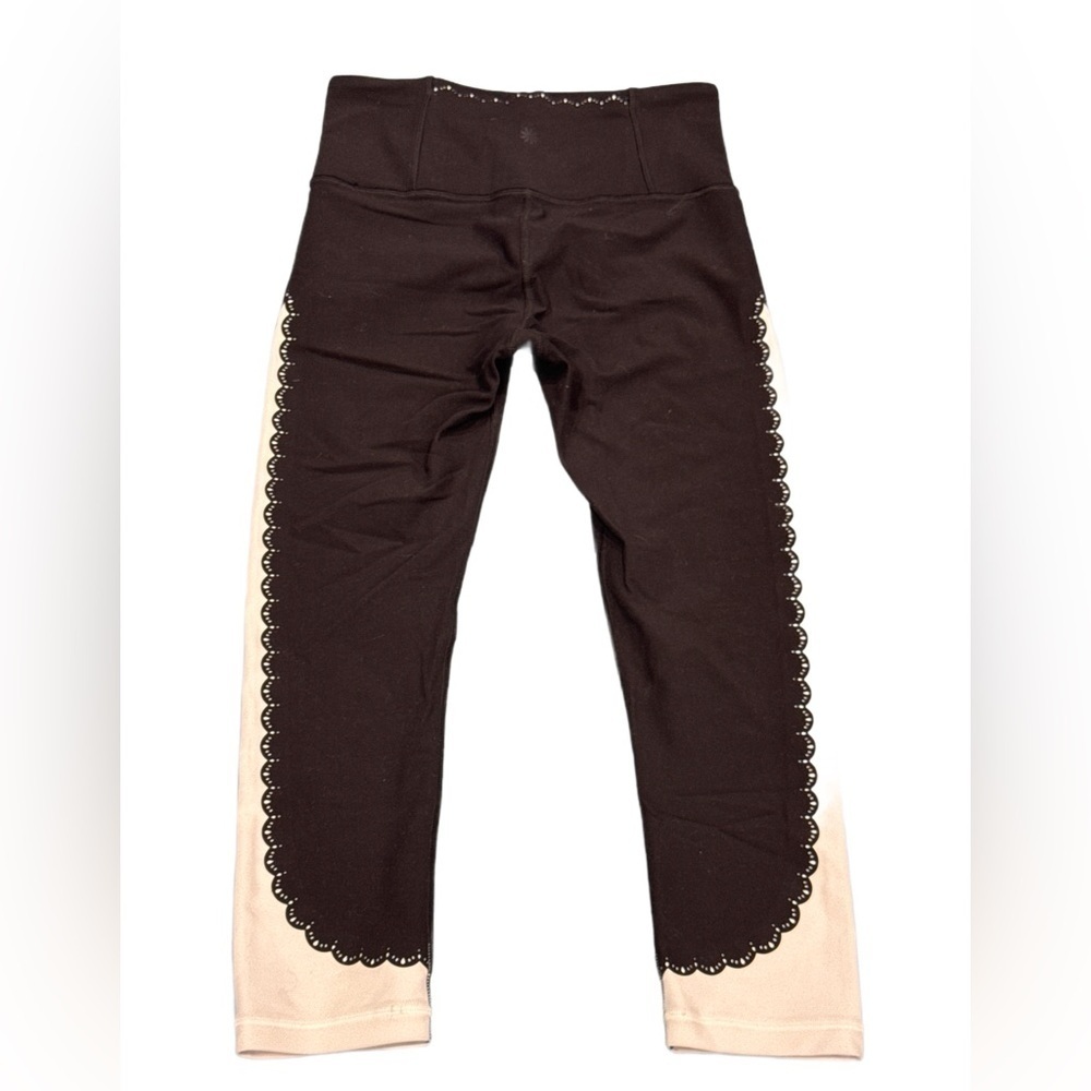 Athleta Black and Cream Scalloped Leggings XS - Picture 2 of 3